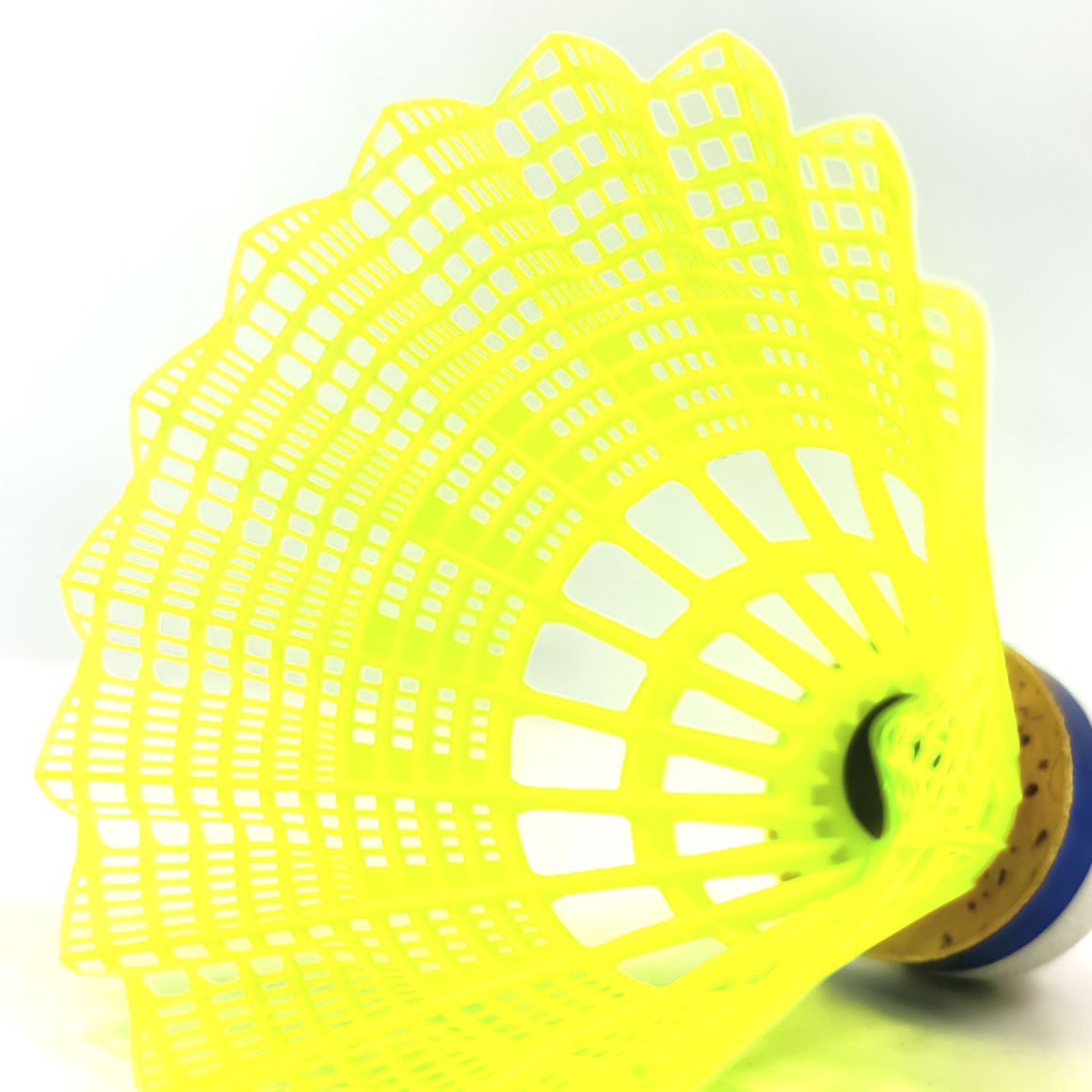 NS 10 Nylon Badminton Shuttlecock, Medium Speed (6 Pieces) - Image 2